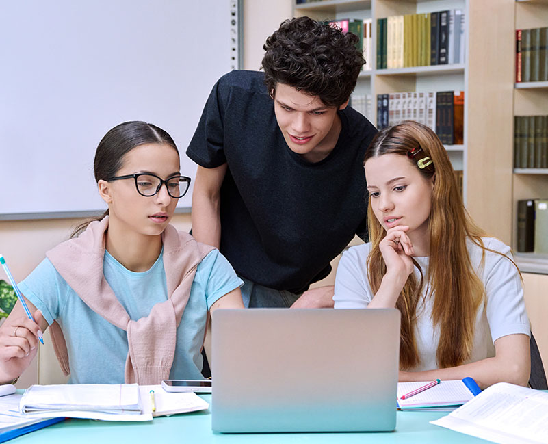 Catalystia Experts and Team behind future-ready learning programs